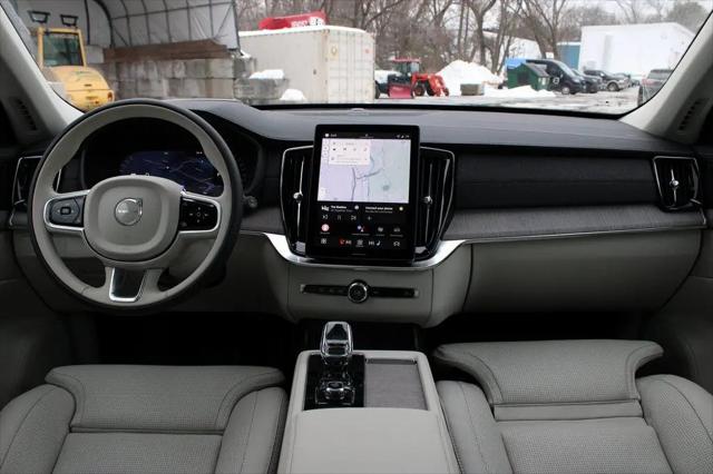2026 Volvo XC90 Ultra Dark Theme, B6 AWD Gas (mild hybrid), Gasoline, 7 Seats