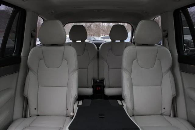 2026 Volvo XC90 Ultra Dark Theme, B6 AWD Gas (mild hybrid), Gasoline, 7 Seats