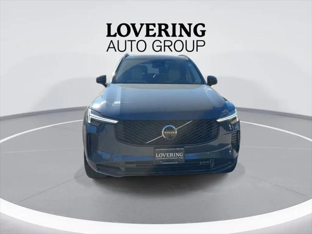 2026 Volvo XC90 Ultra Dark Theme, B6 AWD Gas (mild hybrid), Gasoline, 7 Seats
