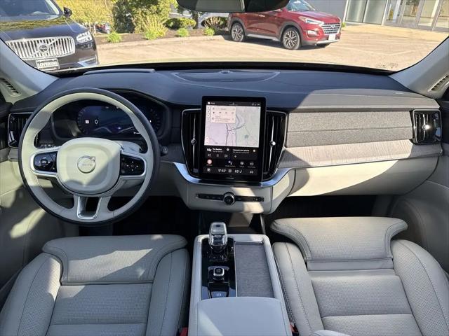 2026 Volvo XC90 Ultra Dark Theme, B6 AWD Gas (mild hybrid), Gasoline, 7 Seats