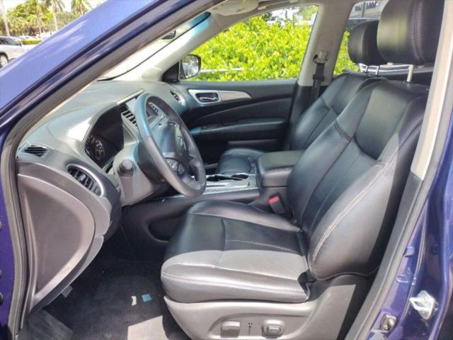 2017 Nissan Pathfinder SL