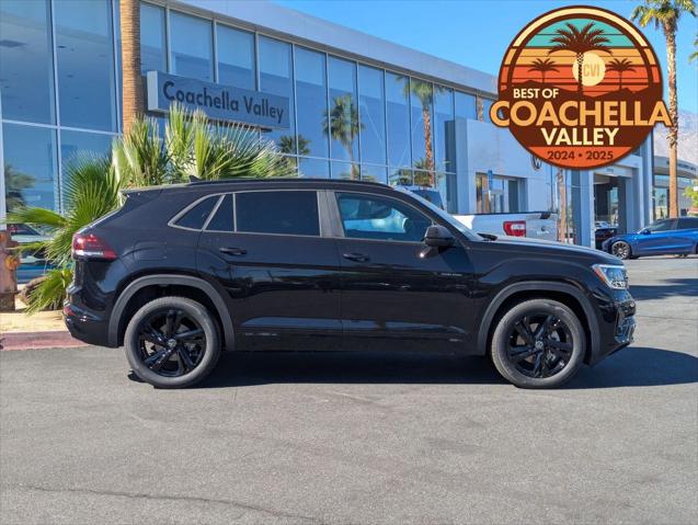 2026 Volkswagen Atlas Cross Sport 2.0T SEL R-Line Black