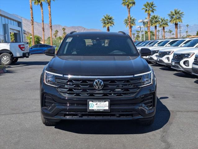 2026 Volkswagen Atlas Cross Sport 2.0T SEL R-Line Black