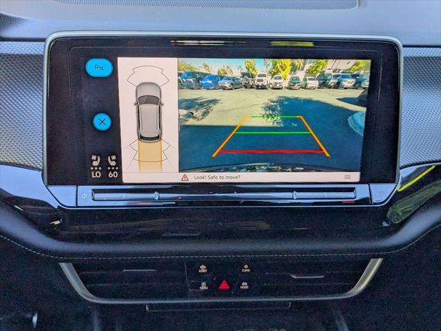 2026 Volkswagen Atlas Cross Sport 2.0T SEL R-Line Black