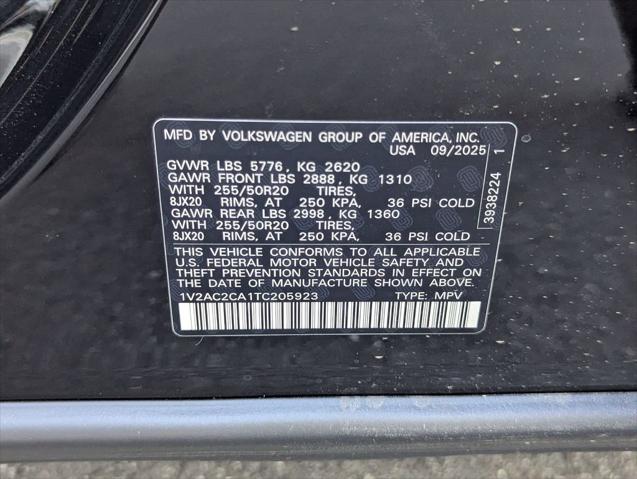 2026 Volkswagen Atlas Cross Sport 2.0T SEL R-Line Black