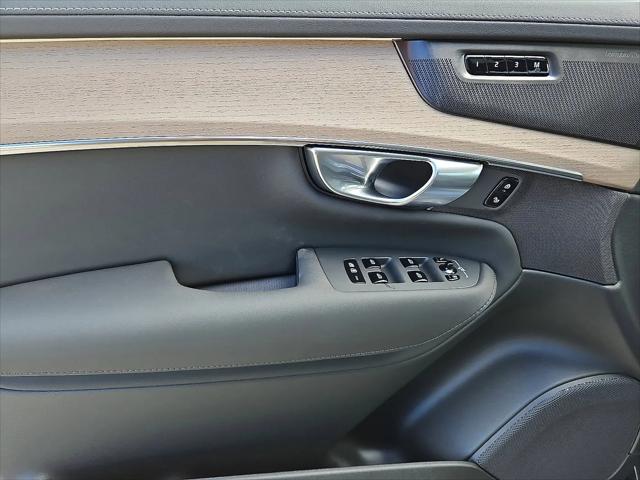 2026 Volvo XC90 Plug-In Hybrid Plus, T8 AWD, Electric/Gasoline, Bright, 7 Seats