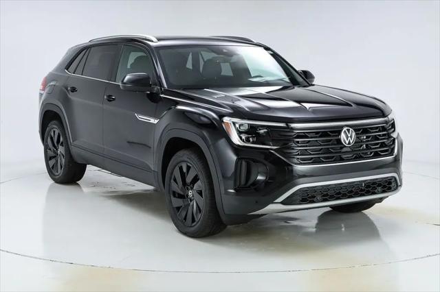 2026 Volkswagen Atlas Cross Sport SE with Technology
