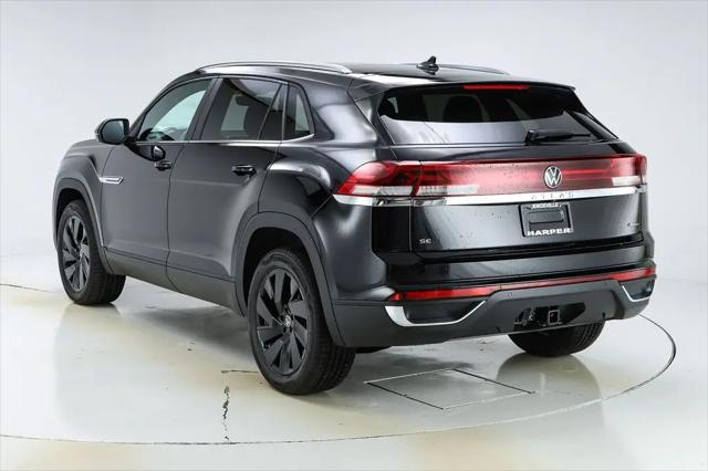 2026 Volkswagen Atlas Cross Sport SE with Technology