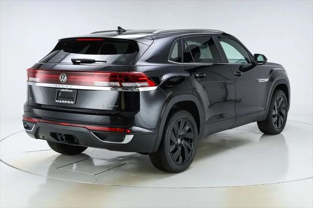 2026 Volkswagen Atlas Cross Sport SE with Technology