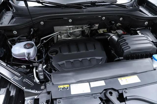 2026 Volkswagen Atlas Cross Sport SE with Technology