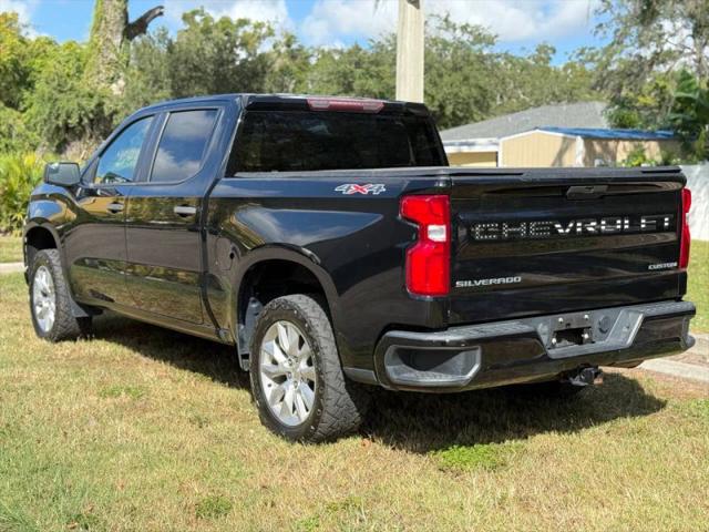 2021 Chevrolet Silverado 1500 4WD Crew Cab Short Bed Custom