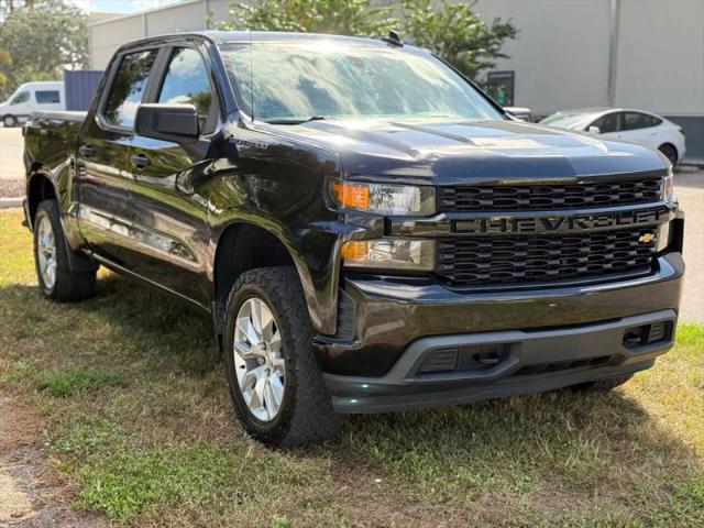 2021 Chevrolet Silverado 1500 4WD Crew Cab Short Bed Custom