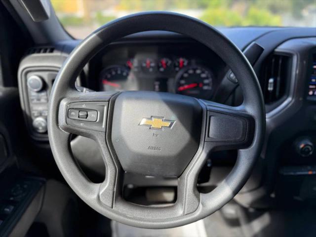 2021 Chevrolet Silverado 1500 4WD Crew Cab Short Bed Custom