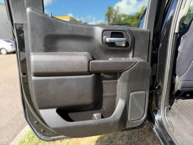 2021 Chevrolet Silverado 1500 4WD Crew Cab Short Bed Custom