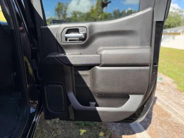 2021 Chevrolet Silverado 1500 4WD Crew Cab Short Bed Custom