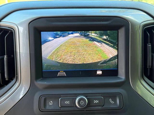2021 Chevrolet Silverado 1500 4WD Crew Cab Short Bed Custom