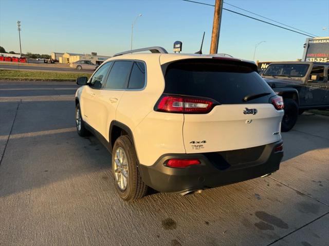 2016 Jeep Cherokee Latitude