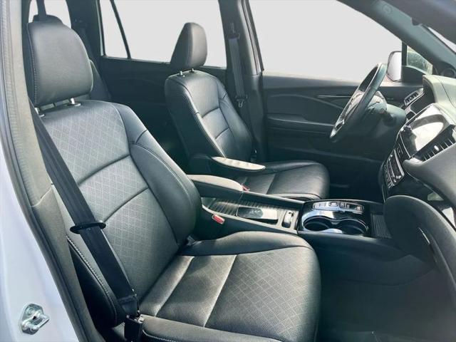 2023 Honda Passport AWD Elite