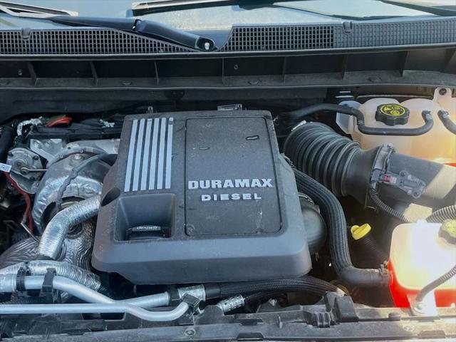 2023 Chevrolet Silverado 1500 4WD Crew Cab Short Bed LTZ