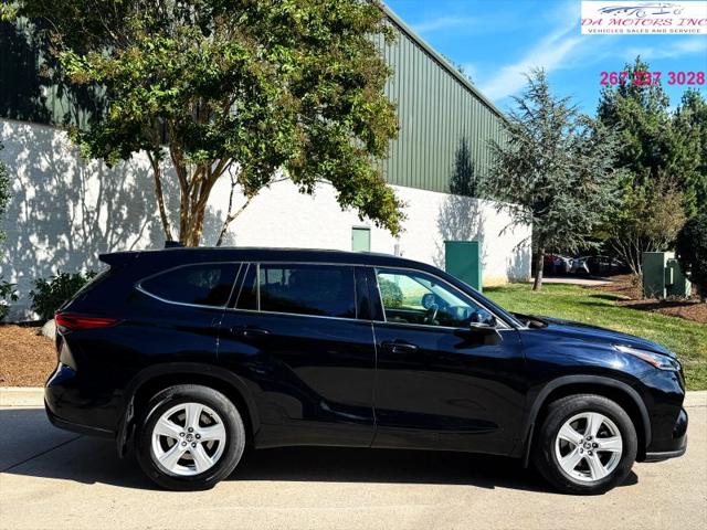 2020 Toyota Highlander LE