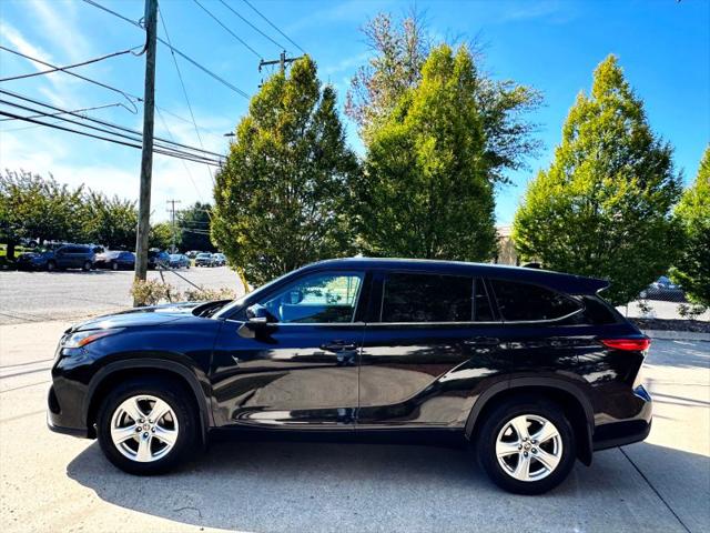 2020 Toyota Highlander LE