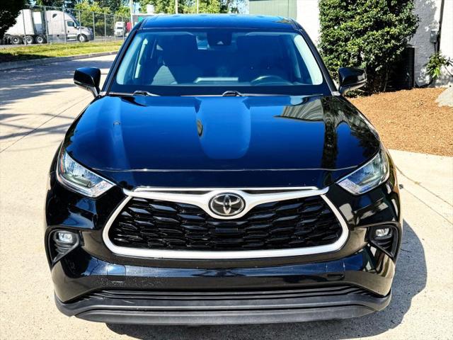 2020 Toyota Highlander LE