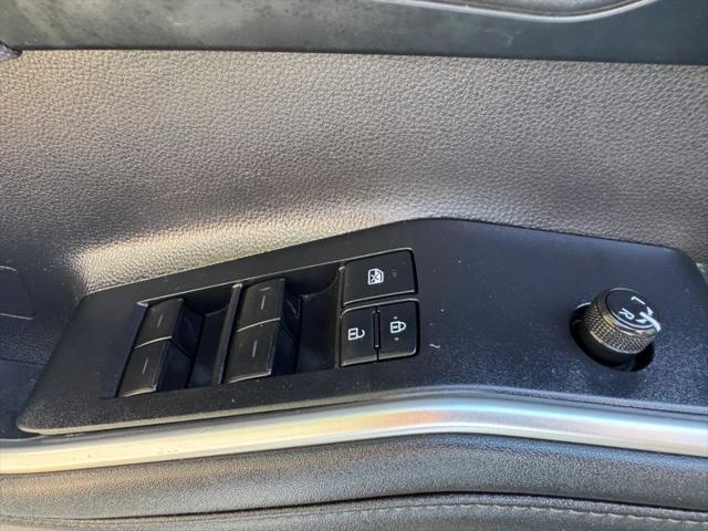 2020 Toyota Highlander LE