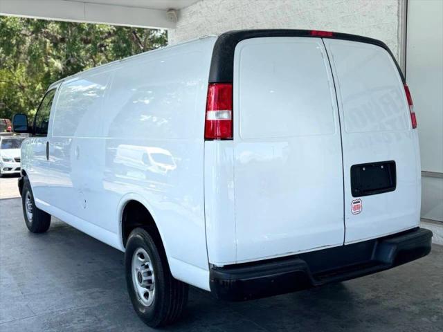 2023 GMC Savana Cargo RWD 2500 Extended Wheelbase Work Van
