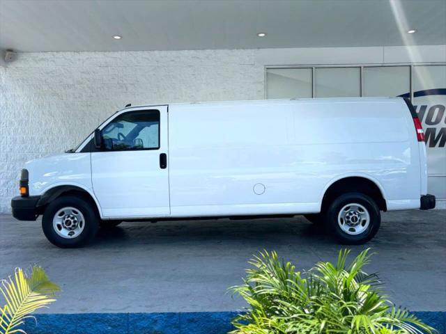 2023 GMC Savana Cargo RWD 2500 Extended Wheelbase Work Van
