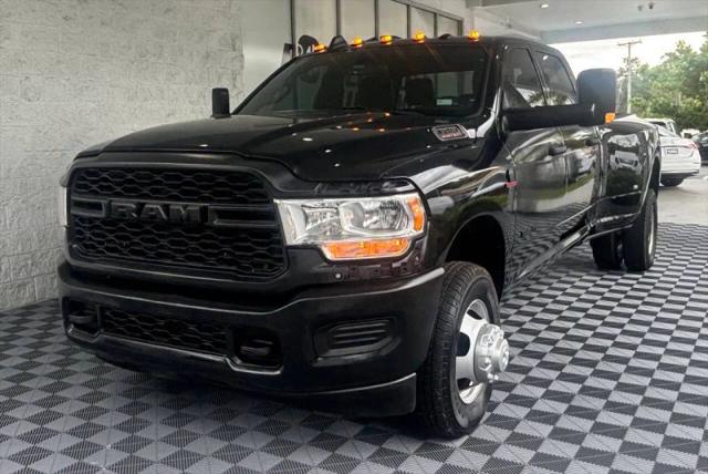 2022 Ram 3500 Tradesman Crew Cab 4x4 8' Box for sale in Tampa, FL