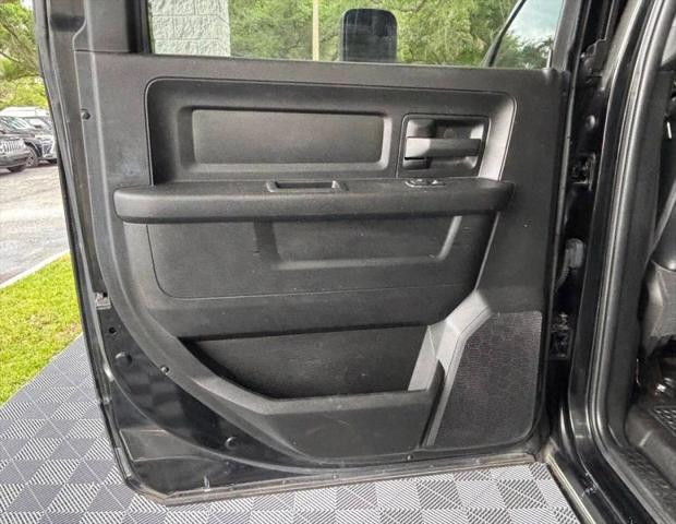 2022 Ram 3500 Tradesman Crew Cab 4x4 8' Box