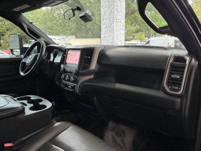 2022 Ram 3500 Tradesman Crew Cab 4x4 8' Box