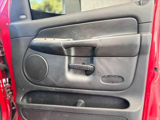 2004 Dodge Ram 3500 SLT/Laramie