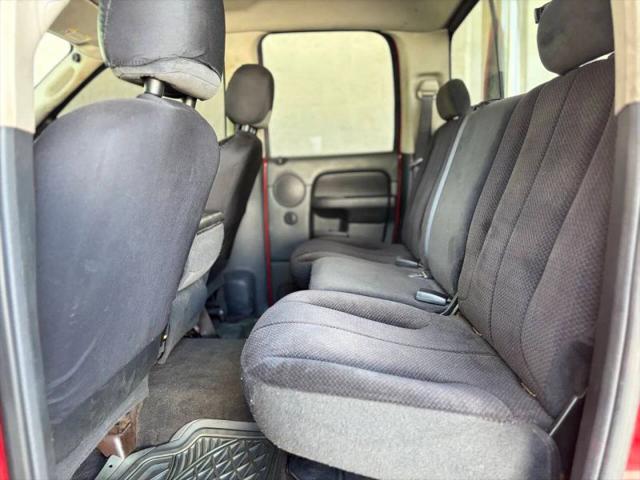 2004 Dodge Ram 3500 SLT/Laramie