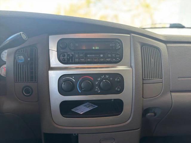 2004 Dodge Ram 1500 SLT/Laramie