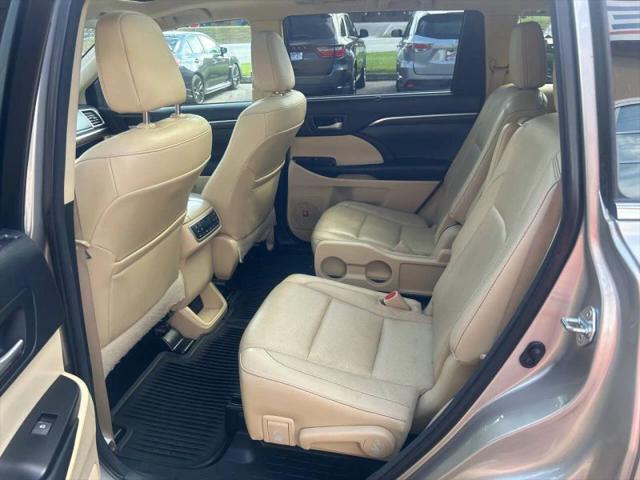 2015 Toyota Highlander Limited Platinum V6