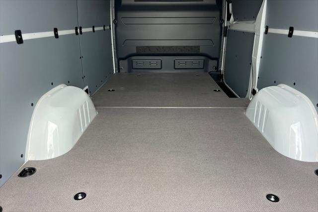 2026 Mercedes-Benz Sprinter Cargo Van Standard Roof 4-Cyl Diesel