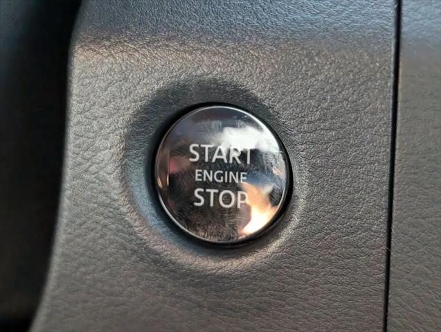 2026 Nissan Frontier Crew Cab SV 4x2