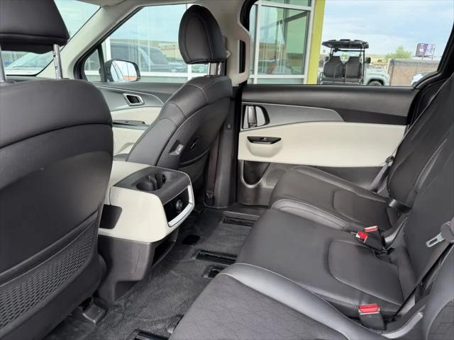 2024 Kia Carnival MPV LX Seat Package