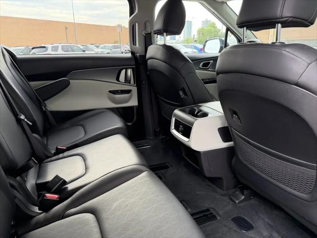 2024 Kia Carnival MPV LX Seat Package