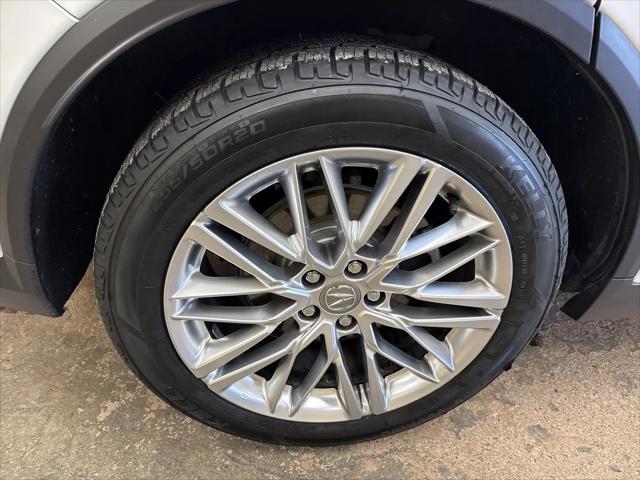 2023 Acura MDX Advance Package