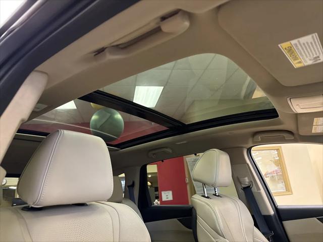 2023 Acura MDX Advance Package