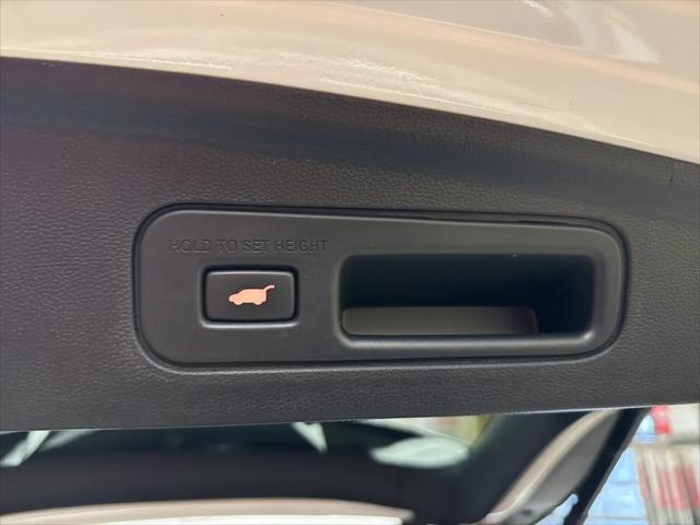 2023 Acura MDX Advance Package