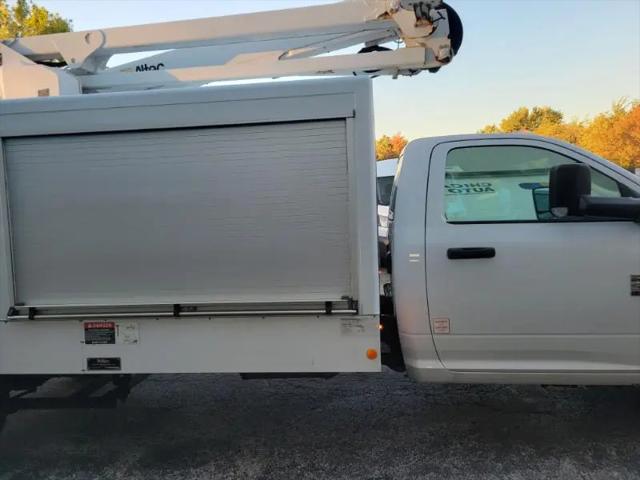 2017 Ram 5500 Tradesman/SLT