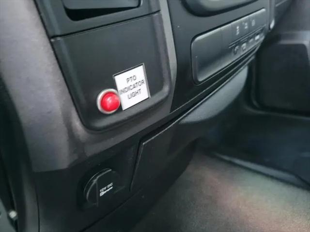 2017 Ram 5500 Tradesman/SLT