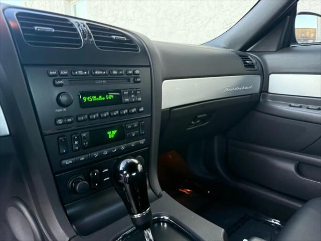 2002 Ford Thunderbird Premium