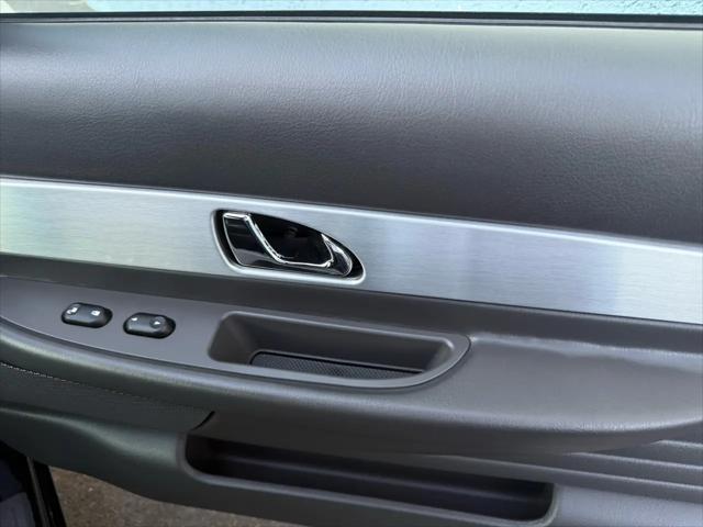 2002 Ford Thunderbird Premium