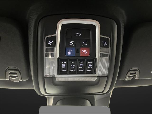2022 Ram 1500 Limited Crew Cab 4x4 57 Box