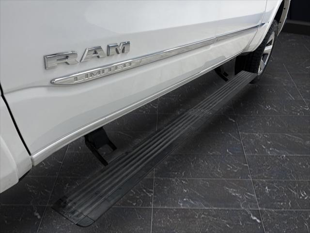 2022 Ram 1500 Limited Crew Cab 4x4 57 Box