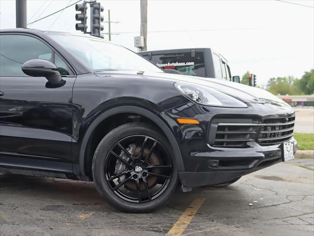 2020 Porsche Cayenne Standard